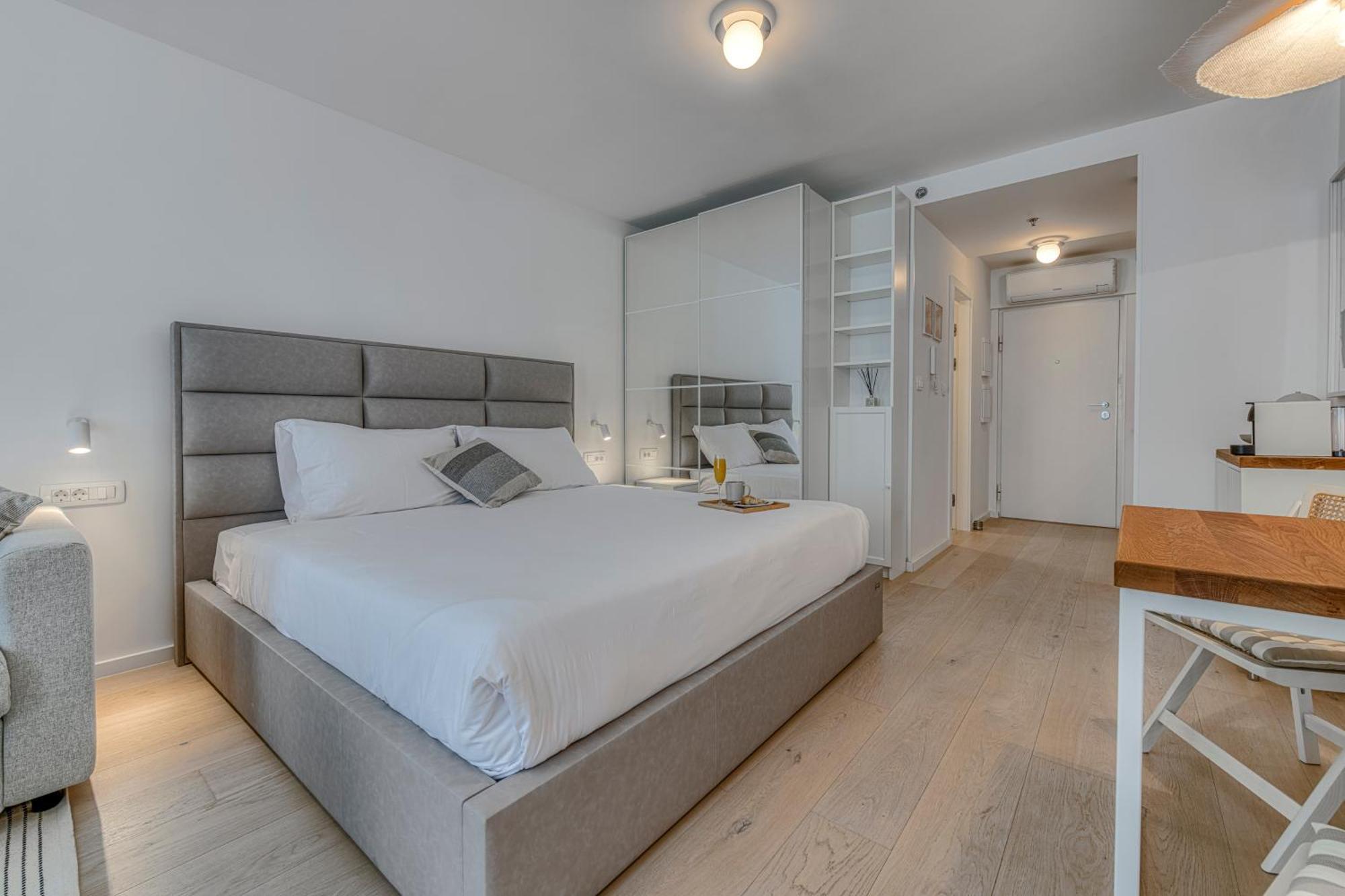 Nunas Luxury Port Residences Ragusa Esterno foto